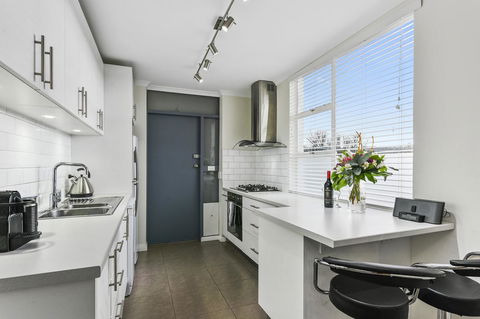 Trinity Hill Apartments - Australian Directory 8