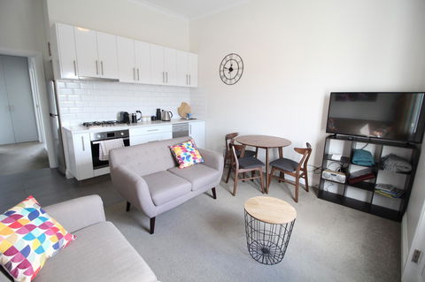 Trinity Hill Apartments - Australian Directory 15