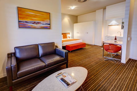 Mantra Charles Hotel - Australian Directory 22