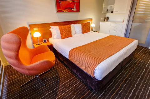 Mantra Charles Hotel - Australian Directory 37