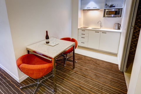 Mantra Charles Hotel - Australian Directory 29