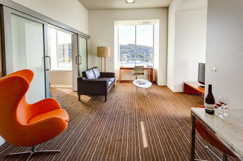 Mantra Charles Hotel - Australian Directory 41