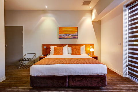 Mantra Charles Hotel - Australian Directory 34