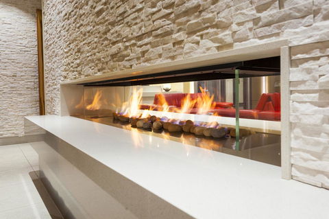 Mantra Charles Hotel - Australian Directory 32
