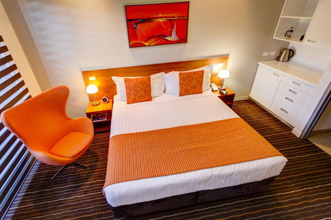 Mantra Charles Hotel - Australian Directory 24