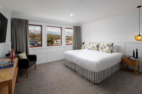 Rydges Hobart - Australian Directory 28