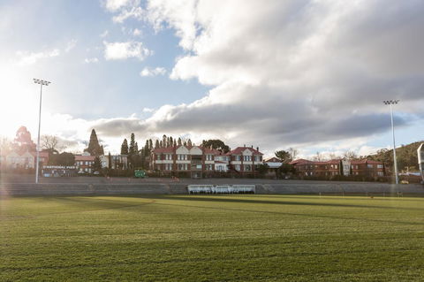 Rydges Hobart - Australian Directory 24