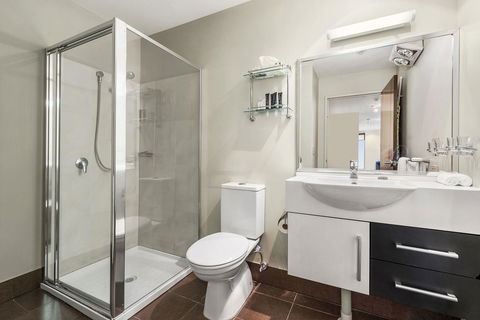 Mantra One Sandy Bay Road - Australian Directory 28