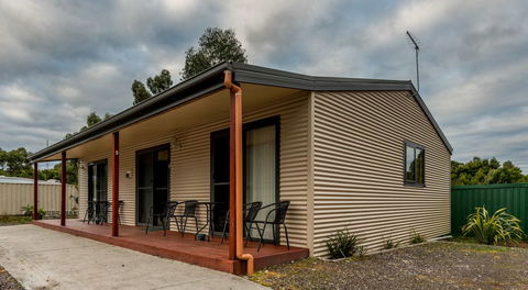 Driftwood Strahan Villas - Australian Directory 8