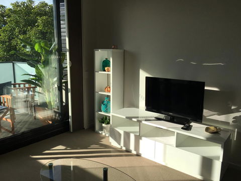 Hobart Inner City Apartment - Australian Directory 9