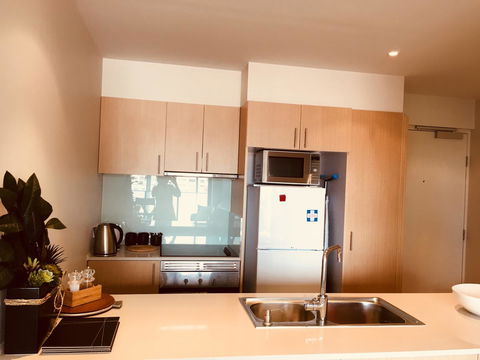 Hobart Inner City Apartment - Australian Directory 3