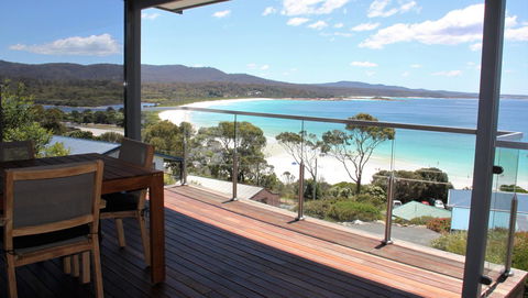 SEA EAGLE COTTAGE Amazing Views Of Bay Of Fires - Australian Directory 20