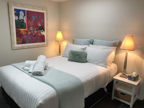 SEA EAGLE COTTAGE Amazing Views Of Bay Of Fires - Australian Directory 3
