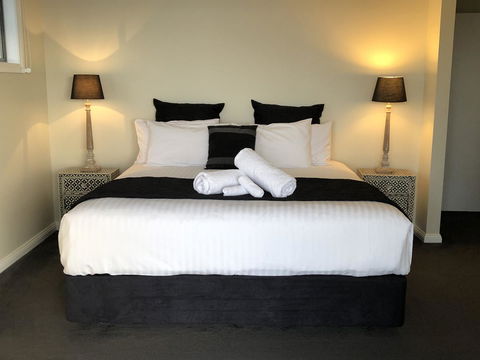 SEA EAGLE COTTAGE Amazing Views Of Bay Of Fires - Australian Directory 4