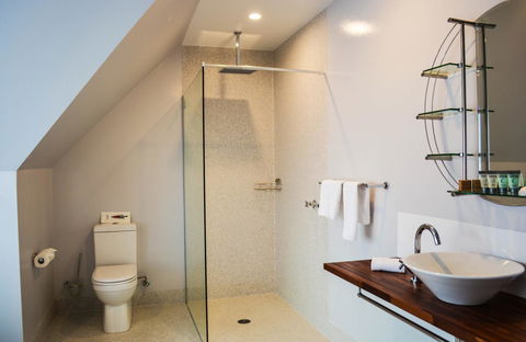 Heathfield Apartments - Australian Directory 14