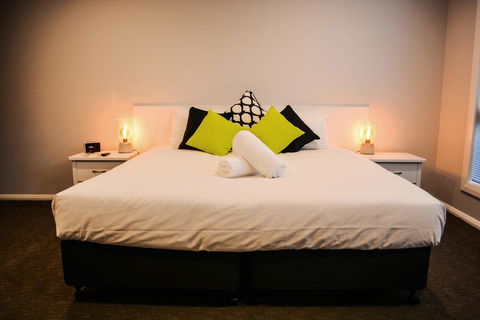 Heathfield Apartments - Australian Directory 22