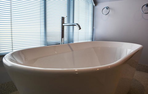 Heathfield Apartments - Australian Directory 6