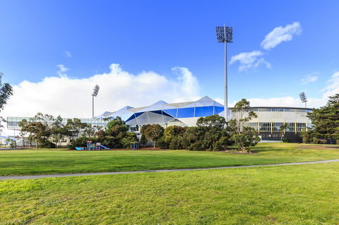 Bellerive Marina View Apartments NO 27 - Australian Directory 19