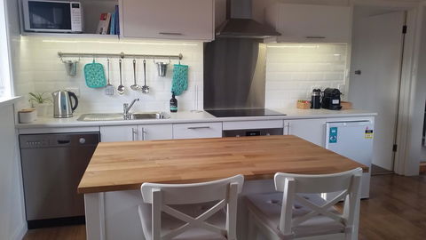 Driftwood-Cottage - Australian Directory 1