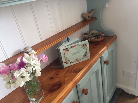 Driftwood-Cottage - Australian Directory 6