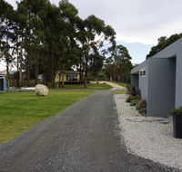 Pelican Point Sanctuary - Australian Directory