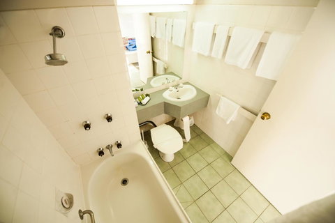 Parklane Motel - Australian Directory 17