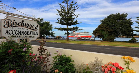 Birchwood On The River - Devonport, Tasmania - Self-Contained And Self-Catering Accommodation - Australian Directory 0