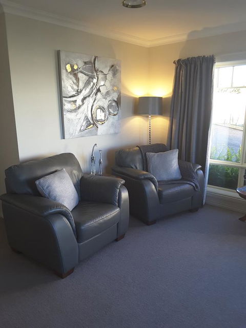 On The Terrace - Australian Directory 39