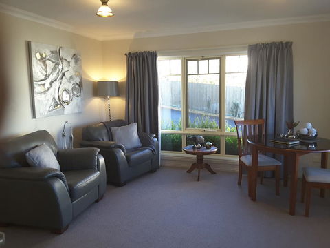 On The Terrace - Australian Directory 33