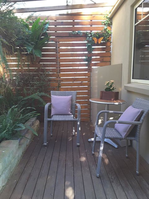 On The Terrace - Australian Directory 14