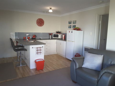 On The Terrace - Australian Directory 30