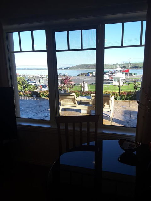 On The Terrace - Australian Directory 21