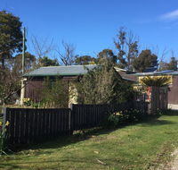 Eureka Farm - Australian Directory