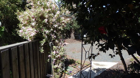 Karoola Cottage Self Contained - Australian Directory 20
