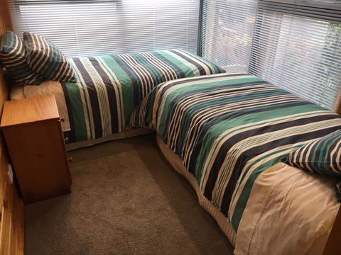 Karoola Cottage Self Contained - Australian Directory 9