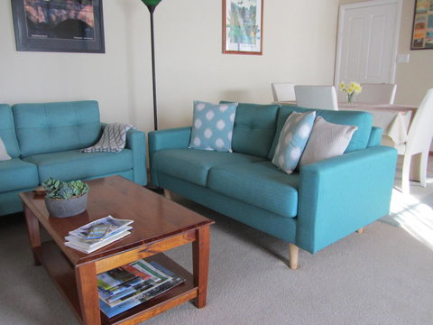 Elm Trees Accommodation @ Ross - Australian Directory 12