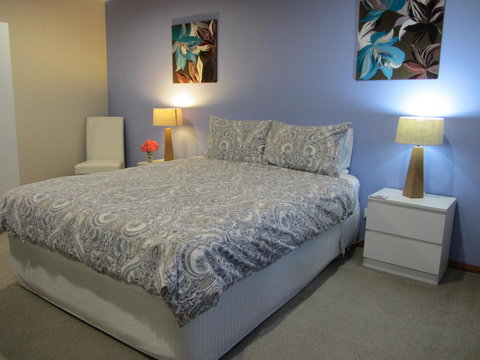 Elm Trees Accommodation @ Ross - Australian Directory 0