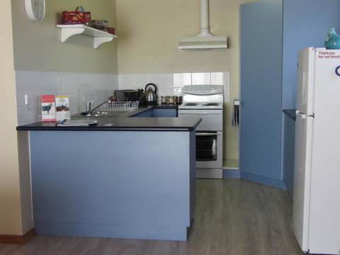 Elm Trees Accommodation @ Ross - Australian Directory 19