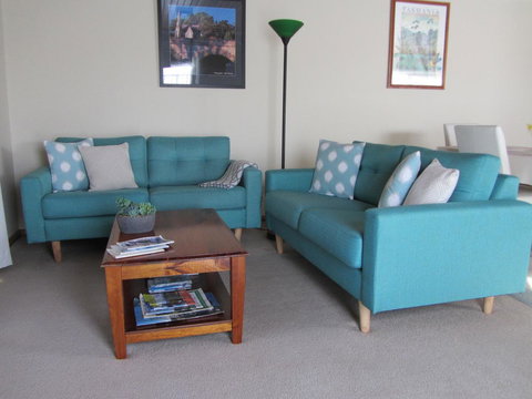 Elm Trees Accommodation @ Ross - Australian Directory 11