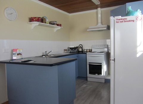 Elm Trees Accommodation @ Ross - Australian Directory 17