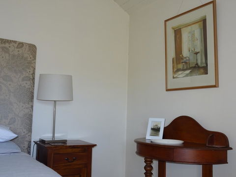 Highbury Apartments - Australian Directory 26