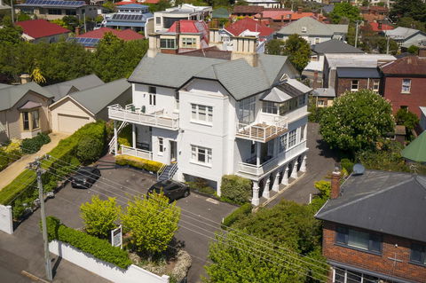 Highbury Apartments - Australian Directory 11