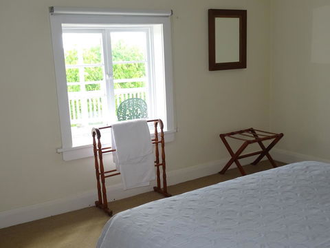 Highbury Apartments - Australian Directory 25