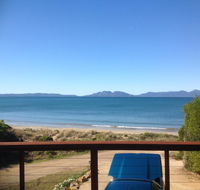 Swansea Beach House Oceanfront - Australian Directory