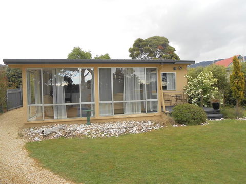 Bruny Ocean Cottage - Australian Directory 13
