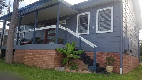 Never Inn - Australian Directory 0
