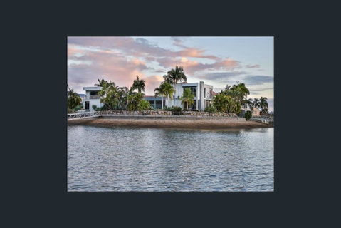 NewPort Dream Quiet Island - No Party - Australian Directory 0