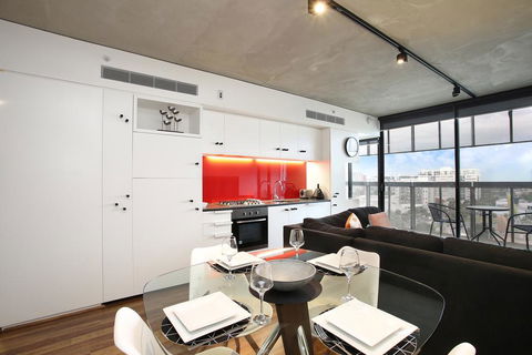 NGV Art Centre Retreat - StayCentral - Australian Directory 1