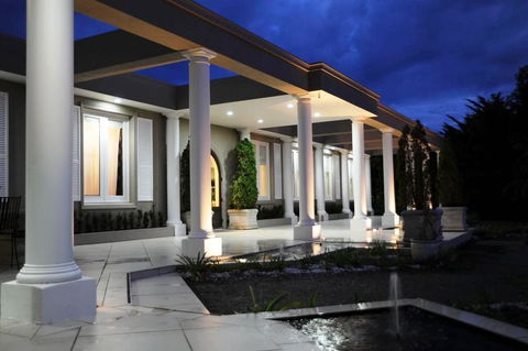 Norwood House Motel & Receptions - Australian Directory 2