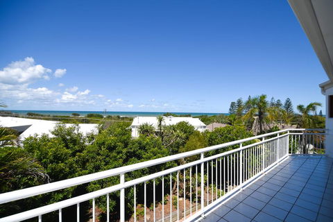 Notre Reve - 2/4 Brolga Place - Australian Directory 1
